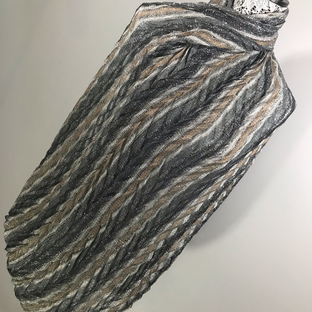 Metallic infinity scarf - Picture 4 of 4